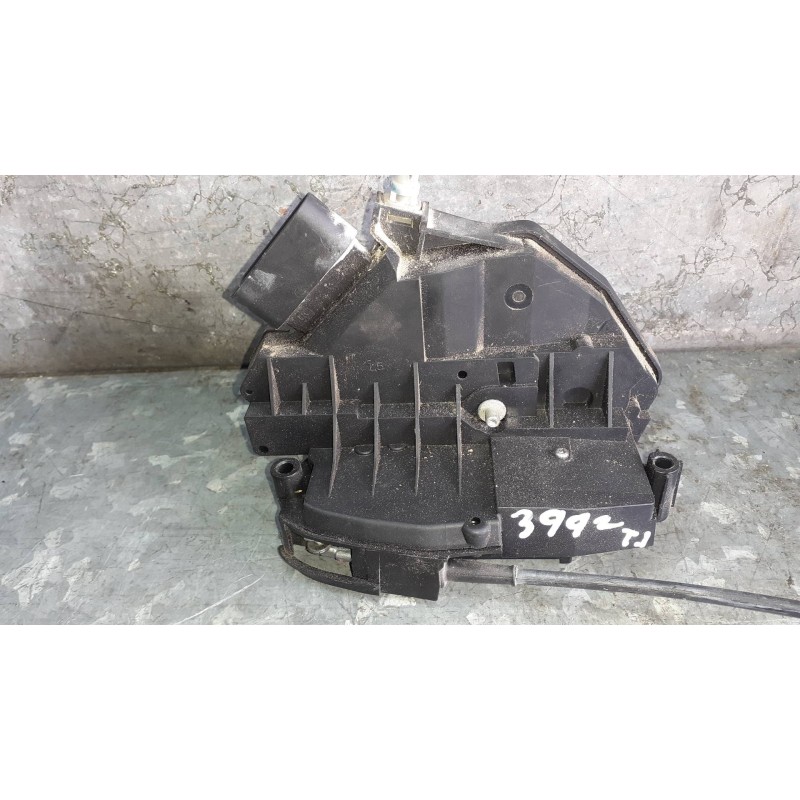 Recambio de cerradura puerta trasera izquierda para ford ranger (tke) doppelkabine 4x4 xl referencia OEM IAM 40734143147154 AB39