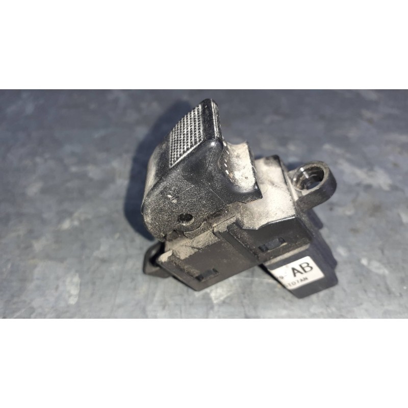 Recambio de mando elevalunas trasero derecho para ford ranger (tke) doppelkabine 4x4 xl referencia OEM IAM AB3914529 0755T07AN 