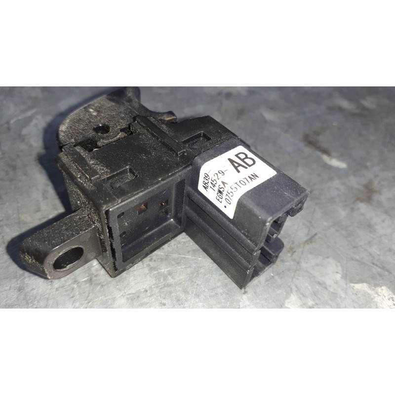 Recambio de mando elevalunas trasero derecho para ford ranger (tke) doppelkabine 4x4 xl referencia OEM IAM AB3914529 0755T07AN 
