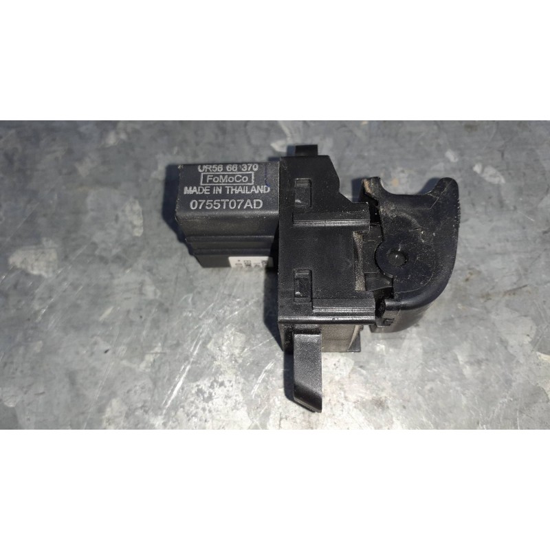 Recambio de mando elevalunas trasero derecho para ford ranger (tke) doppelkabine 4x4 xl referencia OEM IAM AB3914529 0755T07AN 
