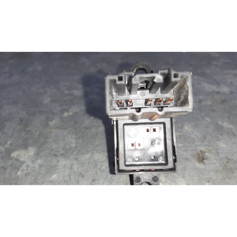 Recambio de mando elevalunas trasero derecho para ford ranger (tke) doppelkabine 4x4 xl referencia OEM IAM AB3914529 0755T07AN 