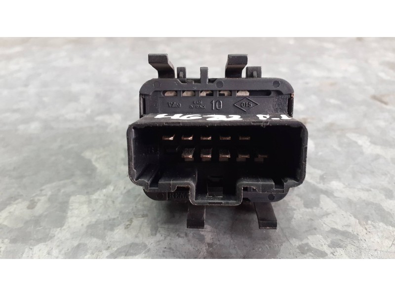 Recambio de mando elevalunas delantero izquierdo para opel vivaro referencia OEM IAM 057319A 9118 