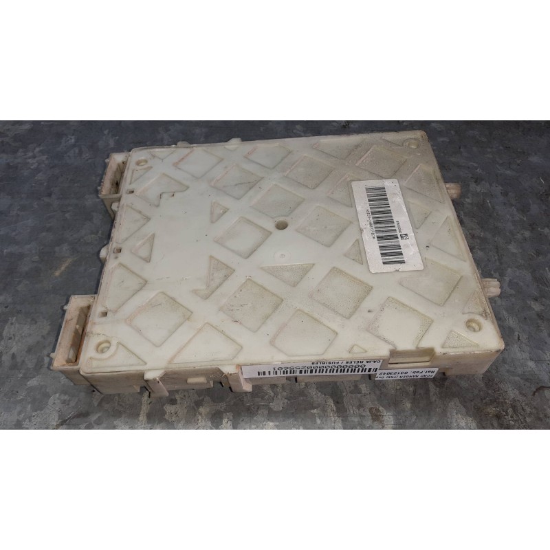 Recambio de caja reles / fusibles para ford ranger (tke) doppelkabine 4x4 xl referencia OEM IAM 03123042 523412F1 DB3914A073BC