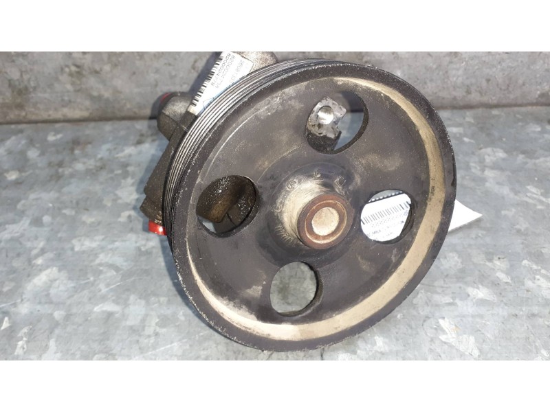 Recambio de bomba direccion para opel vivaro referencia OEM IAM 8200024738 8200024778 26081335RR