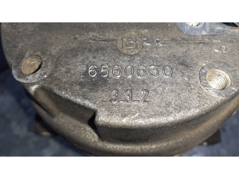 Recambio de compresor aire acondicionado para opel vivaro referencia OEM IAM 6560630  