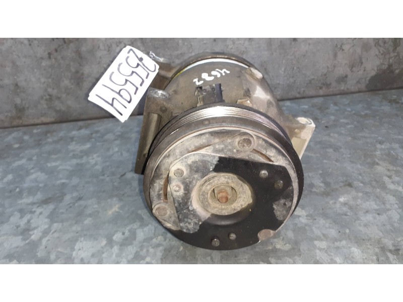 Recambio de compresor aire acondicionado para opel vivaro referencia OEM IAM 6560630  