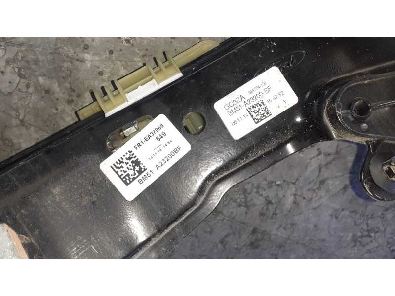 Recambio de elevalunas delantero derecho para volkswagen polo (9n3) referencia OEM IAM BM51A23200BF ELECTRICO CON MOTOR Recambio de elevalunas delantero derecho para volkswagen polo (9n3) referencia OEM IAM BM51A23200BF ELECTRICO CON MOTOR
