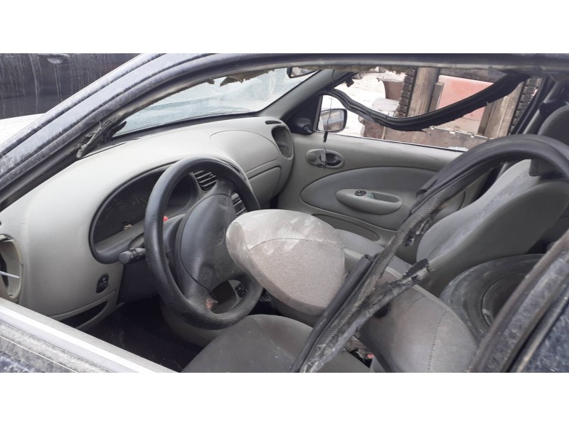 ford fiesta berlina del año 1998