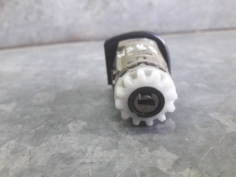 Recambio de conmutador de arranque para audi a4 berlina (8e) referencia OEM IAM 4B0905851MHF2  