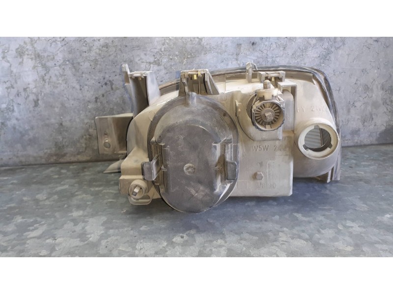 Recambio de faro derecho para renault clio i fase i+ii (b/c57) referencia OEM IAM   