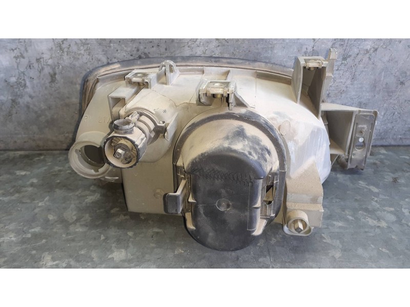 Recambio de faro izquierdo para renault clio i fase i+ii (b/c57) referencia OEM IAM 701042150  