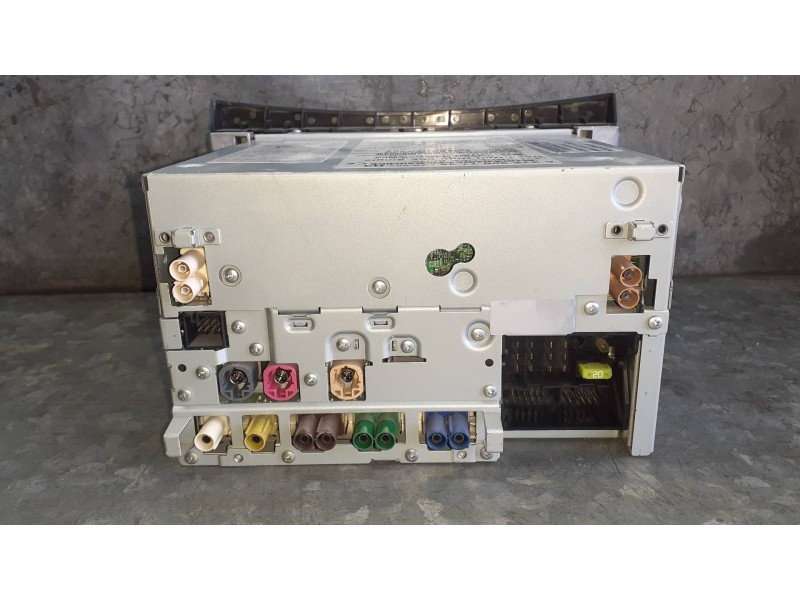 Recambio de sistema audio / radio cd para mercedes-benz clase e (w212) lim. referencia OEM IAM A2129007126  