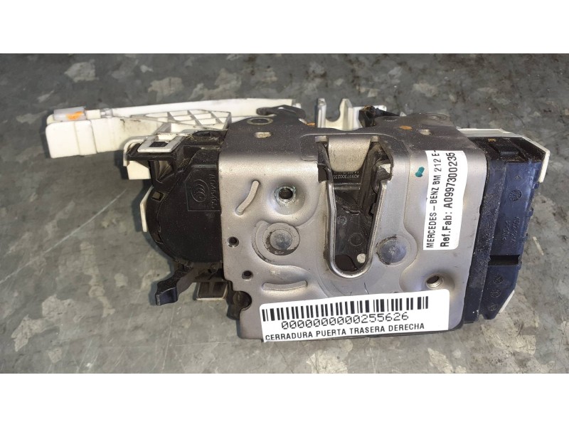 Recambio de cerradura puerta trasera derecha para mercedes-benz clase e (w212) lim. referencia OEM IAM A0997300235  