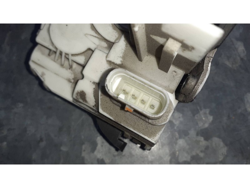 Recambio de cerradura puerta trasera izquierda para mercedes-benz clase e (w212) lim. referencia OEM IAM A0997300135  