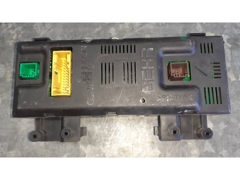 Recambio de mando climatizador para peugeot 307 berlina (s2) xs referencia OEM IAM 9646627977 281160303 
