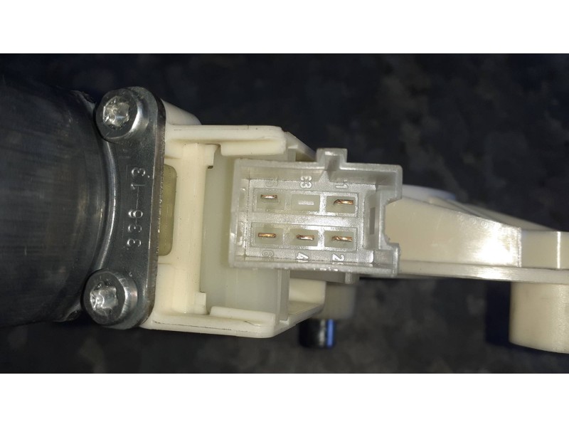 Recambio de motor elevalunas delantero izquierdo para mercedes-benz clase e (w212) lim. referencia OEM IAM 0130822637 A212906680