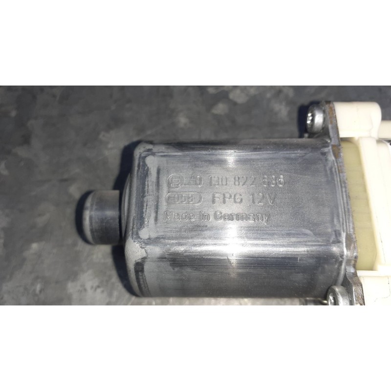 Recambio de motor elevalunas delantero derecho para mercedes-benz clase e (w212) lim. referencia OEM IAM A2129066702 0130822636 