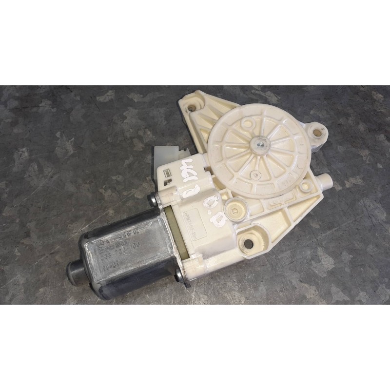 Recambio de motor elevalunas delantero derecho para mercedes-benz clase e (w212) lim. referencia OEM IAM A2129066702 0130822636 