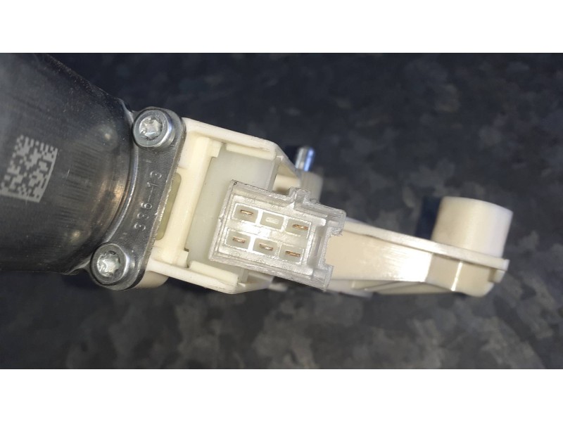 Recambio de motor elevalunas delantero derecho para mercedes-benz clase e (w212) lim. referencia OEM IAM A2129066702 0130822636 