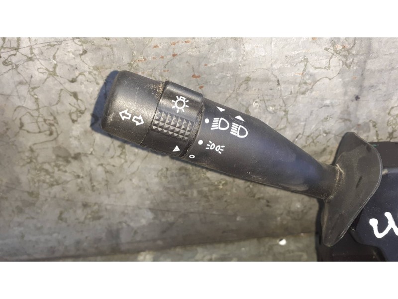 Recambio de mando multifuncion para ford fiesta berlina referencia OEM IAM 93AG13350AC 7AB508  Recambio de mando multifuncion para ford fiesta berlina referencia OEM IAM 93AG13350AC 7AB508