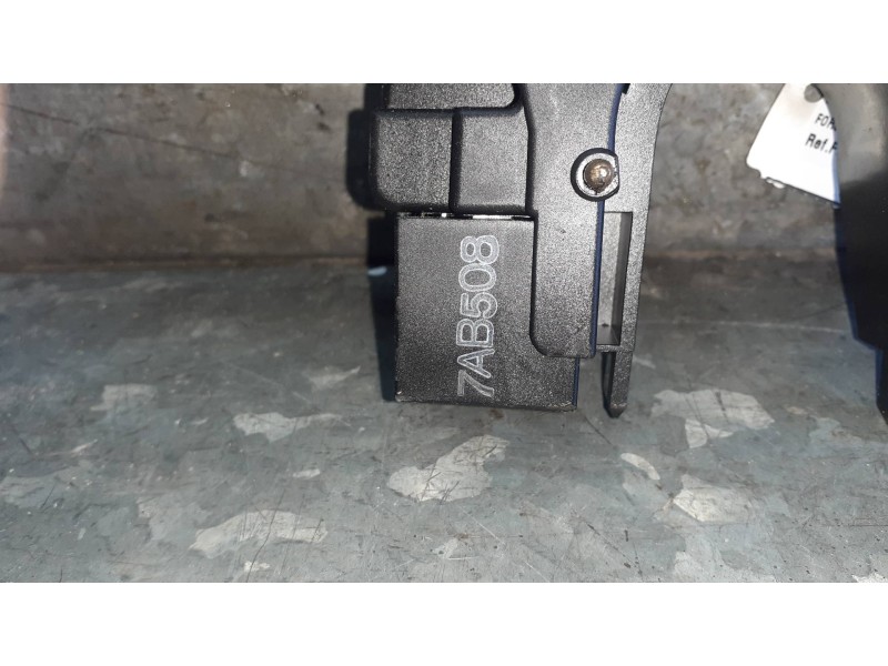 Recambio de mando multifuncion para ford fiesta berlina referencia OEM IAM 93AG13350AC 7AB508  Recambio de mando multifuncion para ford fiesta berlina referencia OEM IAM 93AG13350AC 7AB508