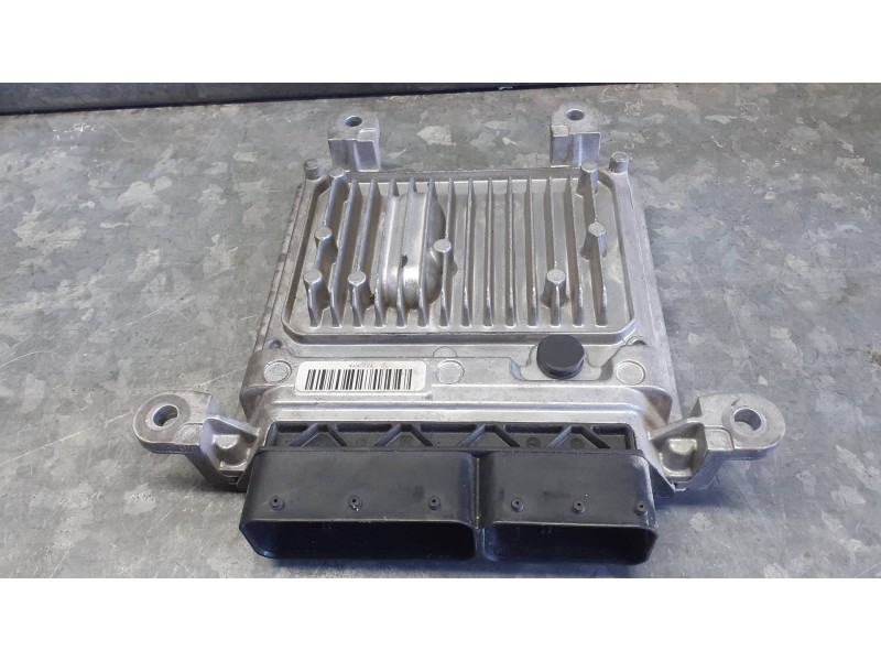 Recambio de centralita motor uce para mercedes-benz clase e (w212) lim. referencia OEM IAM A6519003701 A6519012101 28381049