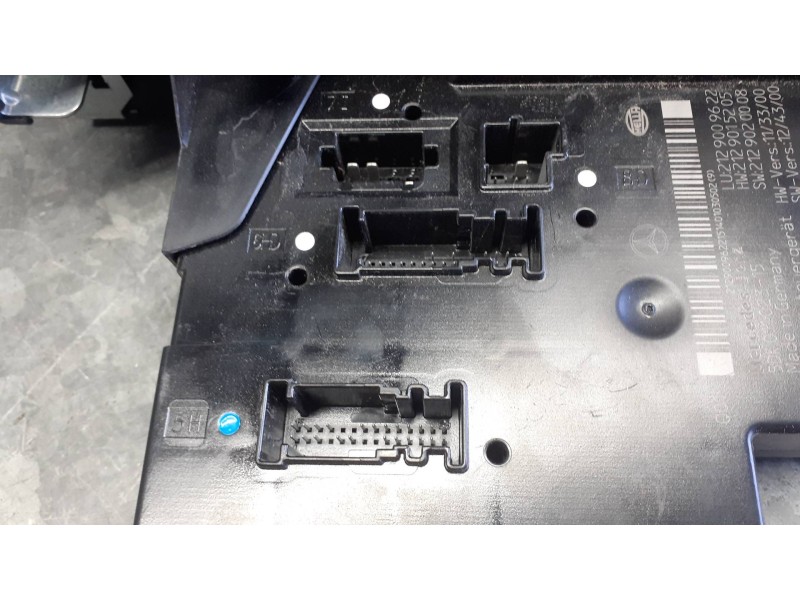 Recambio de caja reles / fusibles para mercedes-benz clase e (w212) lim. referencia OEM IAM 5DK01102315 2129020008 2129015205