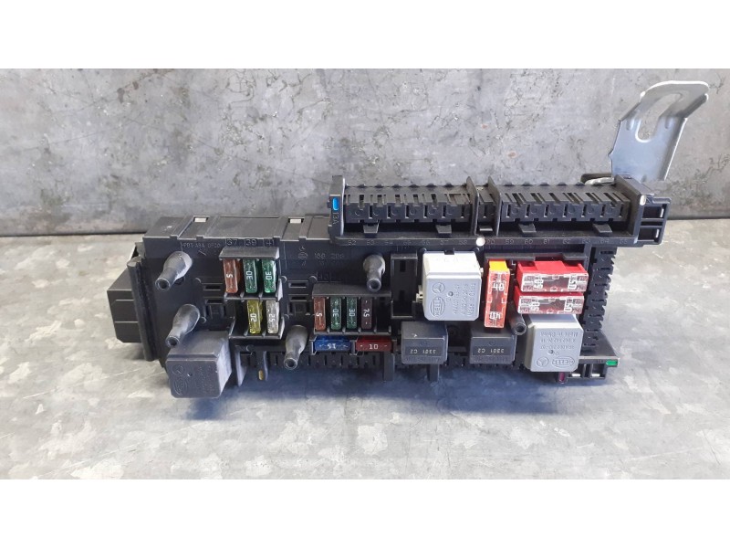 Recambio de caja reles / fusibles para mercedes-benz clase e (w212) lim. referencia OEM IAM 5DK01102315 2129020008 2129015205