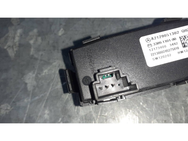 Recambio de interruptor para mercedes-benz clase e (w212) lim. referencia OEM IAM A2129051302 3389110100 