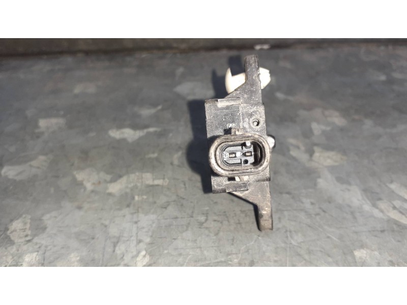 Recambio de sensor para mercedes-benz clase e (w212) lim. referencia OEM IAM A2129058501  