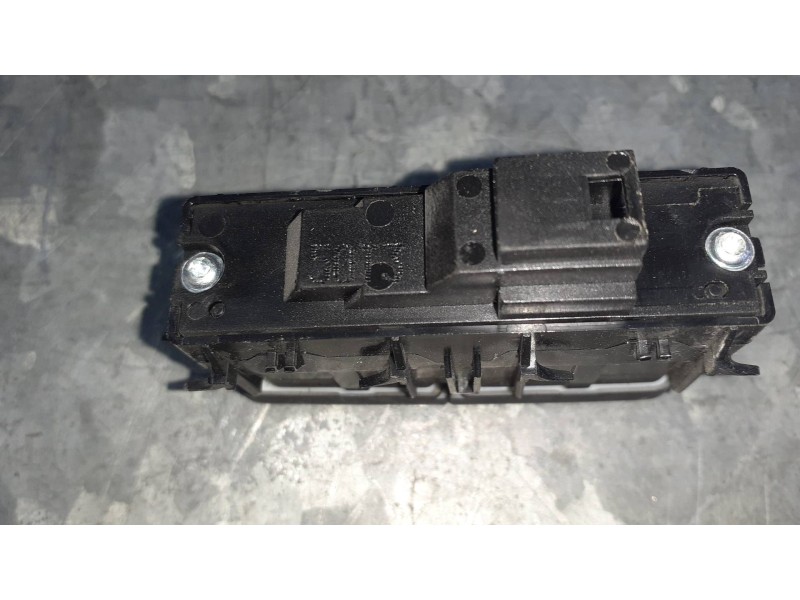 Recambio de mando bloqueo puertas para mercedes-benz clase e (w212) lim. referencia OEM IAM A2049058502 10023299 