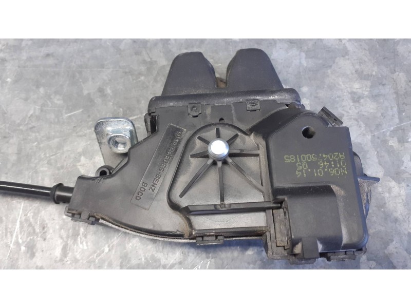 Recambio de cerradura maletero / porton para mercedes-benz clase e (w212) lim. referencia OEM IAM A2047500185  
