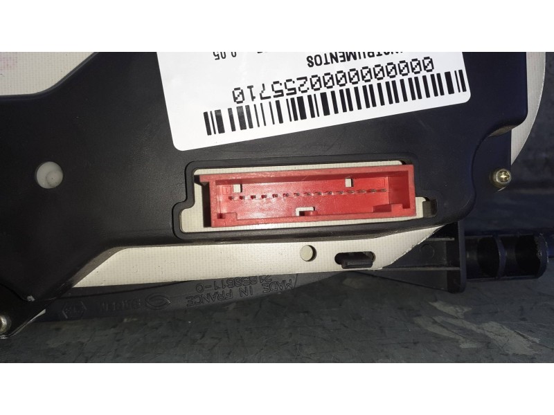 Recambio de cuadro instrumentos para renault kangoo (f/kc0) referencia OEM IAM 216711763 NS7244464O P8200176654B