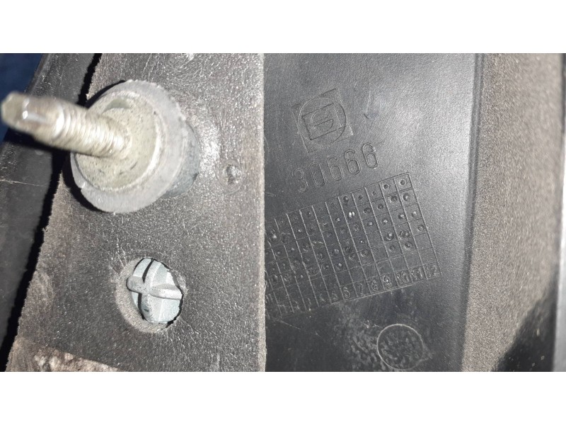 Recambio de retrovisor derecho para renault kangoo (f/kc0) referencia OEM IAM 30666 MANUAL E1010398