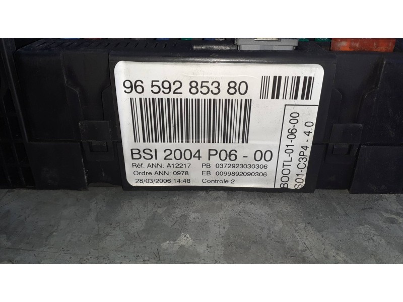 Recambio de caja reles / fusibles para citroen c3 referencia OEM IAM 9659285380  
