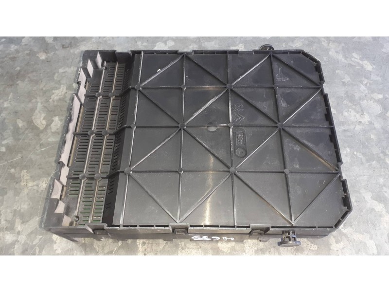 Recambio de caja reles / fusibles para citroen c3 referencia OEM IAM 9659285380  