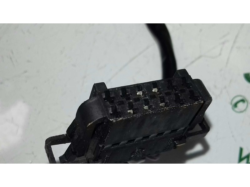 Recambio de retrovisor derecho para volkswagen passat berlina (3b2) comfortline referencia OEM IAM 3B0857934  ELECTRICO