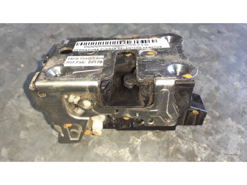 Recambio de cerradura puerta delantera derecha para dacia duster ambiance 4x2 referencia OEM IAM 2917B  