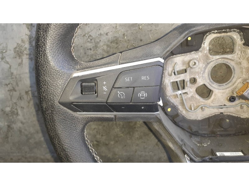 Recambio de volante para seat ibiza (kj1) referencia OEM IAM 5FA419091B 90106203 3111933340AC Recambio de volante para seat ibiza (kj1) referencia OEM IAM 5FA419091B 90106203 3111933340AC