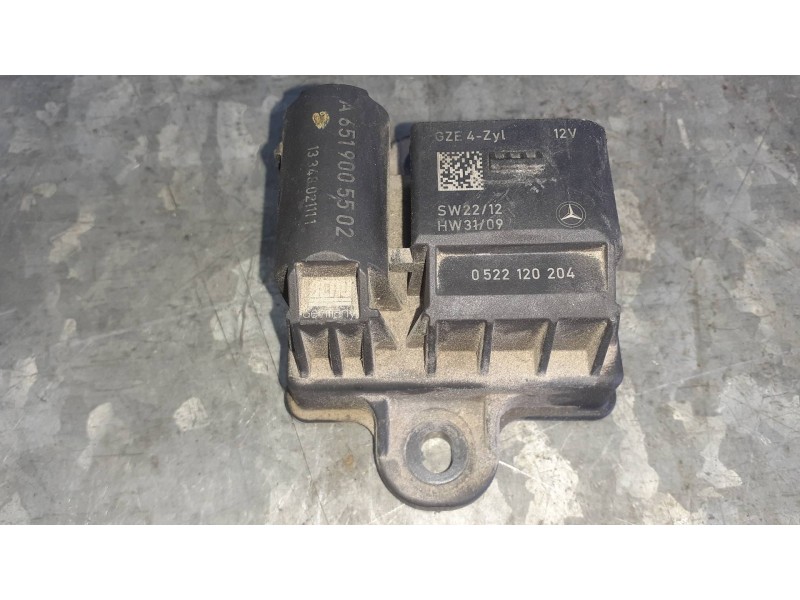 Recambio de caja precalentamiento para mercedes-benz clase e (w212) lim. referencia OEM IAM 0522120204  
