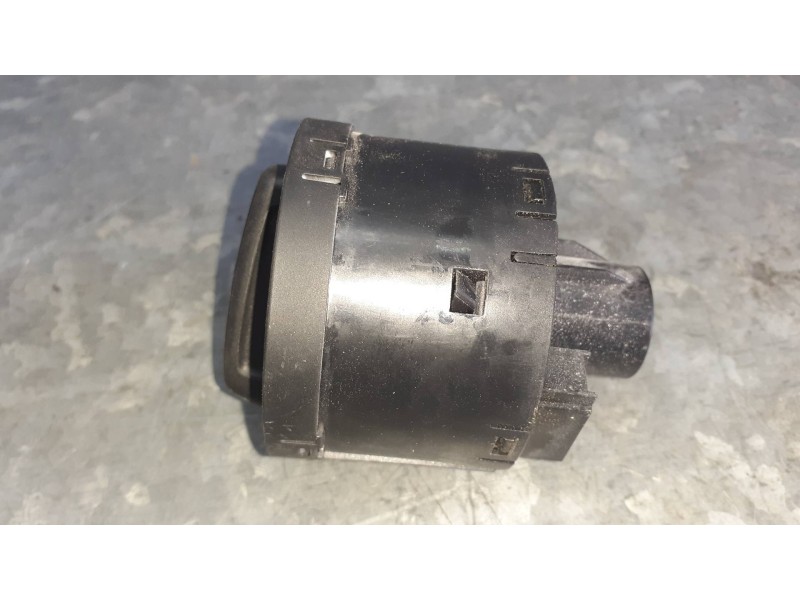 Recambio de mando luces para seat ibiza (kj1) referencia OEM IAM 5G0941431R 10095080 