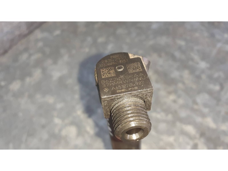 Recambio de inyector para mercedes-benz clase e (w212) lim. referencia OEM IAM A6510704987 1333001478853 28342997