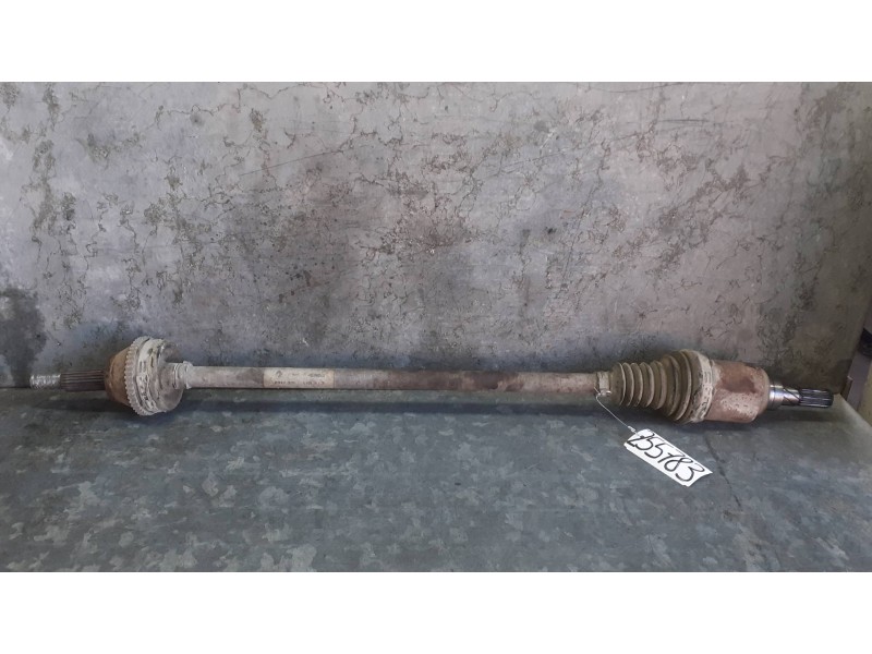 Recambio de transmision trasera izquierda para dacia duster ambiance 4x2 referencia OEM IAM 396004652R  