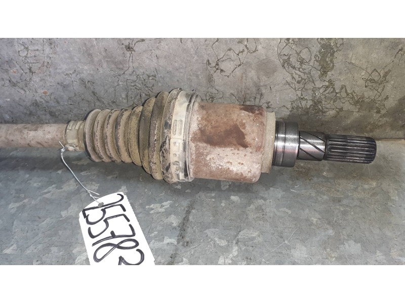 Recambio de transmision trasera izquierda para dacia duster ambiance 4x2 referencia OEM IAM 396004652R  