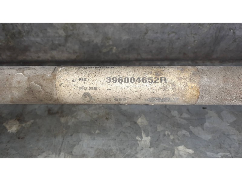 Recambio de transmision trasera izquierda para dacia duster ambiance 4x2 referencia OEM IAM 396004652R  