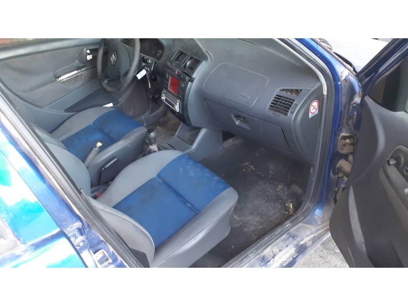 seat ibiza (6k1) del año 2001