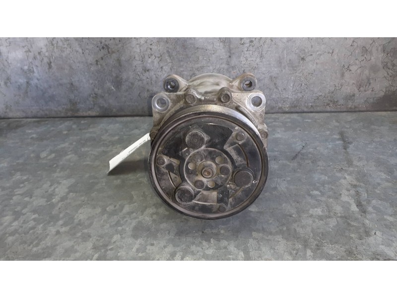 Recambio de compresor aire acondicionado para seat ibiza (6k1) referencia OEM IAM 1J0820803F SANDEN 2 PINES