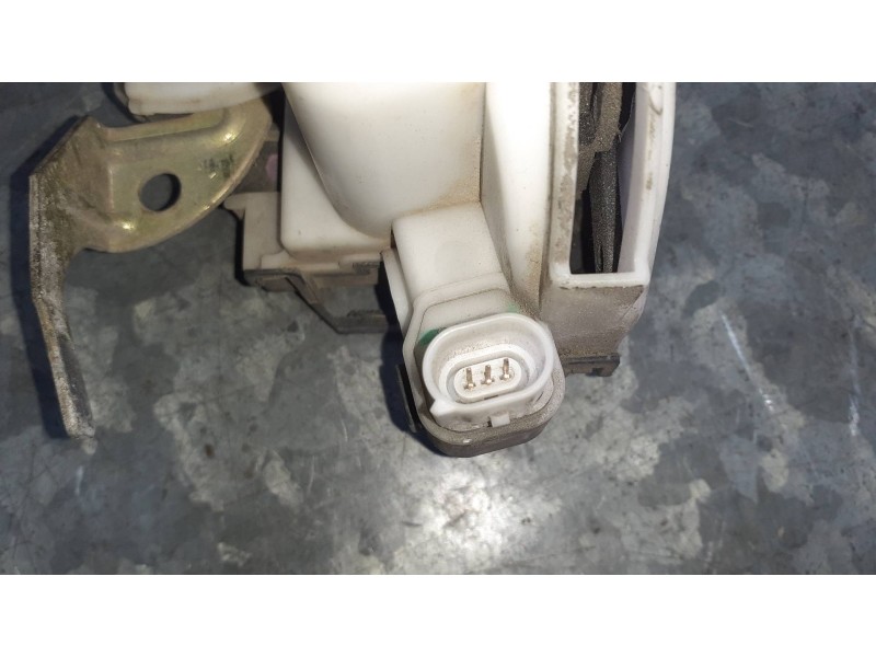 Recambio de cerradura puerta delantera izquierda para seat ibiza (6k1) referencia OEM IAM 6K4837015D  2 PINES