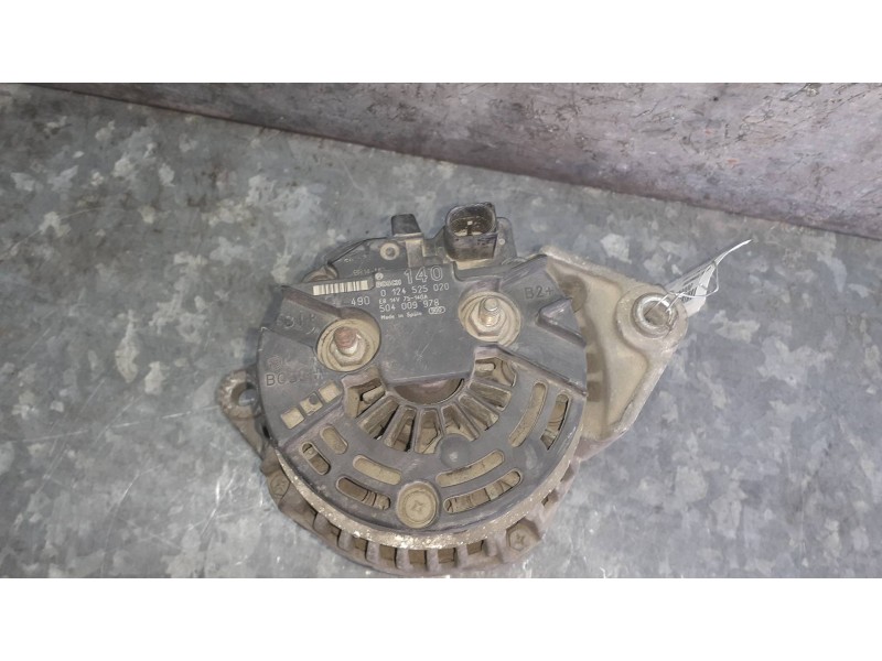 Recambio de alternador para iveco daily combi referencia OEM IAM 0124525020  