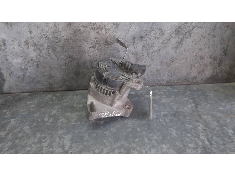 Recambio de alternador para fiat punto berlina (188) referencia OEM IAM 83321604  